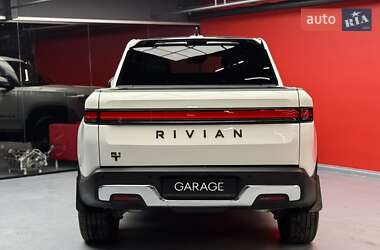 Пикап Rivian R1T 2023 в 