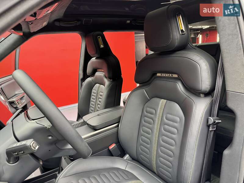 Пікап Rivian R1T 2023 в Києві