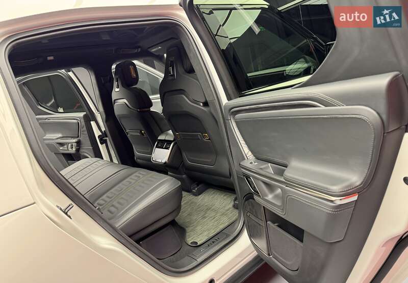 Пікап Rivian R1T 2023 в Києві