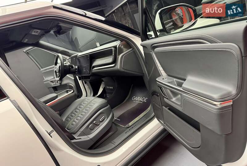 Пікап Rivian R1T 2023 в Києві