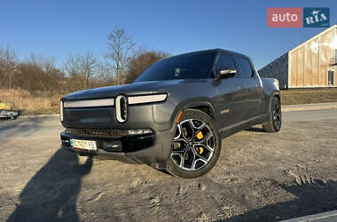 Пикап Rivian R1T 2023 в 