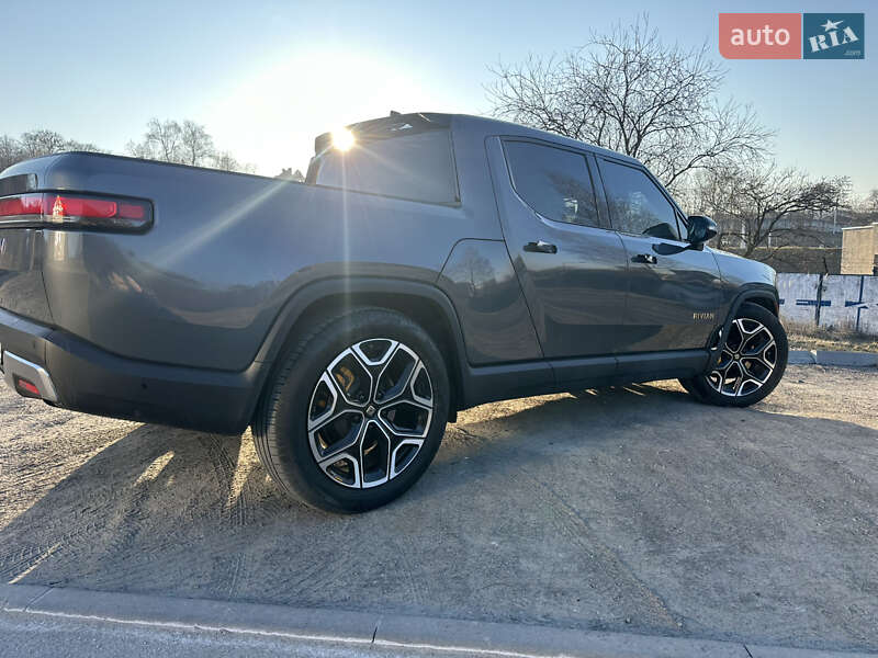 Пикап Rivian R1T 2023 в Львове фото 13 Пикап Rivian R1T 2023 в Львове
