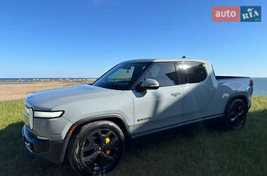 Пікап Rivian R1T 2023 в 