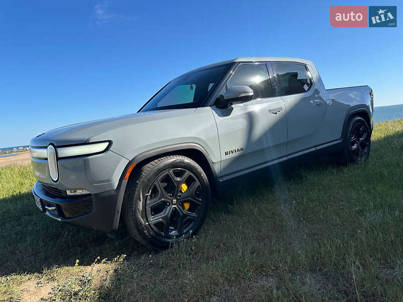 Пікап Rivian R1T 2023 в Овідіополі
