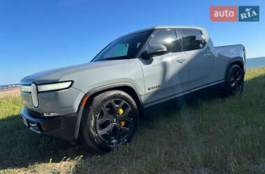 Пікап Rivian R1T 2023 в 