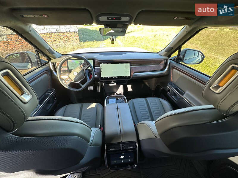 Пікап Rivian R1T 2023 в Овідіополі
