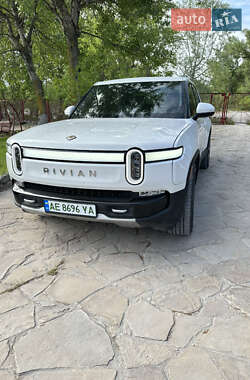 Пікап Rivian R1T 2022 в 