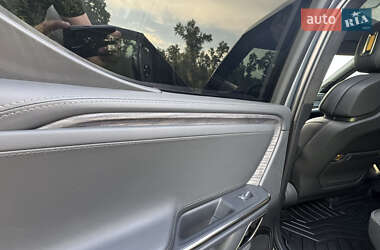 Позашляховик / Кросовер Rivian R1T 2022 в 