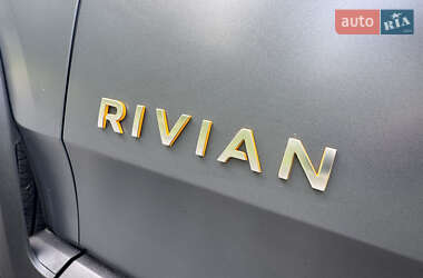 Позашляховик / Кросовер Rivian R1T 2022 в 