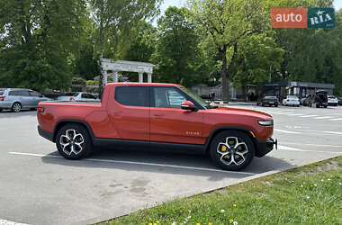 Пикап Rivian R1T 2023 в 