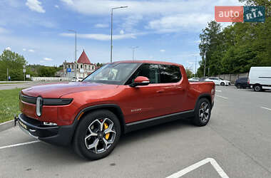 Пикап Rivian R1T 2023 в 