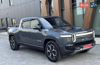 Пикап Rivian R1T 2022 в 