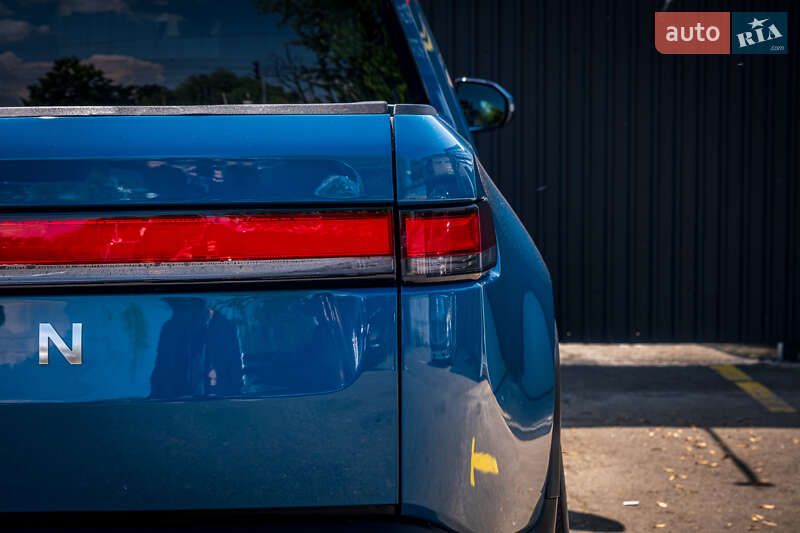 Внедорожник / Кроссовер Rivian R1T 2022 в Киеве