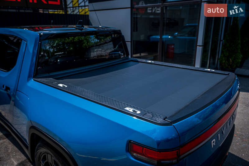 Внедорожник / Кроссовер Rivian R1T 2022 в Киеве