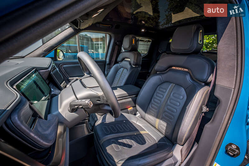 Внедорожник / Кроссовер Rivian R1T 2022 в Киеве