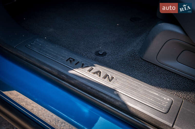 Внедорожник / Кроссовер Rivian R1T 2022 в Киеве