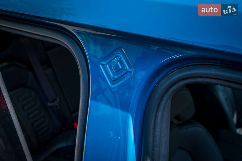 Внедорожник / Кроссовер Rivian R1T 2022 в Киеве