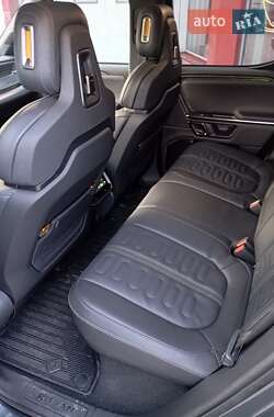 Пікап Rivian R1T 2022 в 
