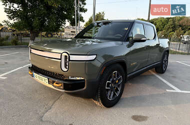 Пікап Rivian R1T 2022 в 