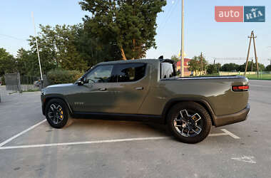 Пікап Rivian R1T 2022 в 