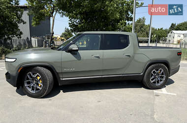 Пікап Rivian R1T 2022 в 