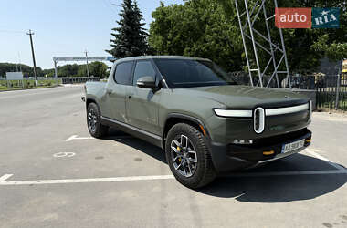 Пікап Rivian R1T 2022 в 