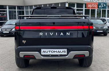Пикап Rivian R1T 2023 в 