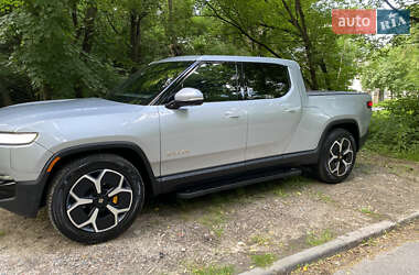 Пикап Rivian R1T 2022 в 