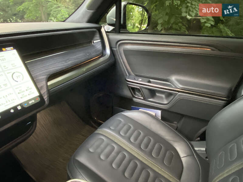Пикап Rivian R1T 2022 в Киеве