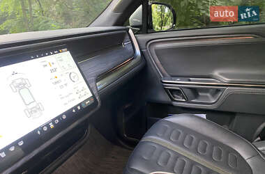 Пикап Rivian R1T 2022 в 