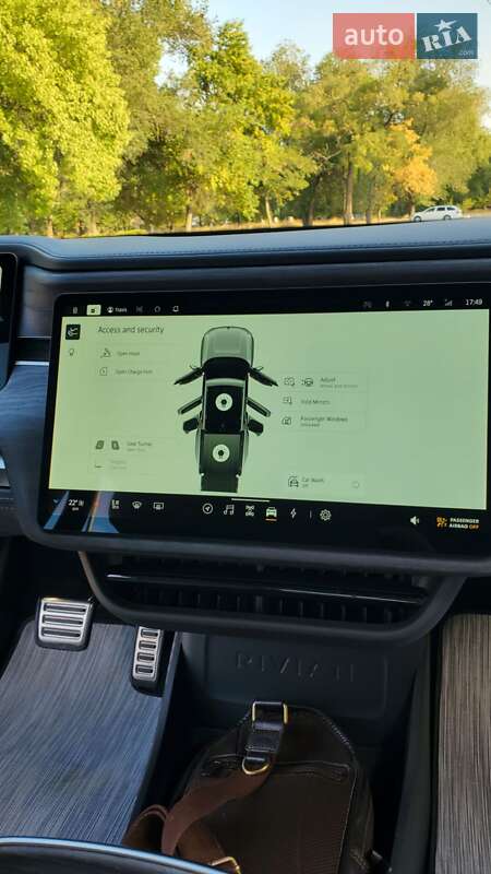 Пікап Rivian R1T 2022 в Кропивницькому