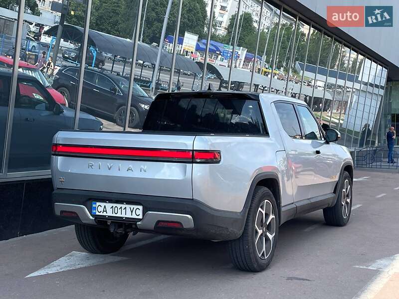 Пікап Rivian R1T 2023 в Києві