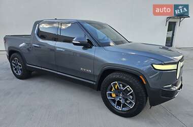 Пікап Rivian R1T 2022 в 