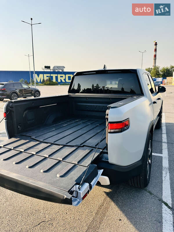 Пікап Rivian R1T 2024 в Дніпрі