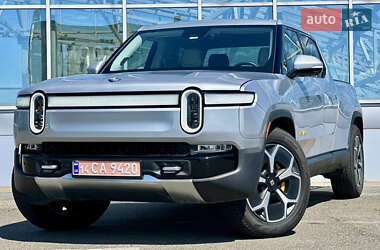 Пікап Rivian R1T 2022 в 