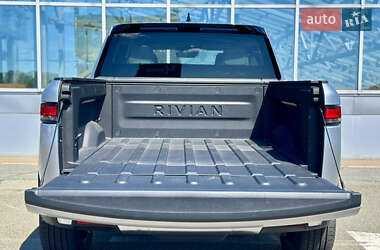 Пікап Rivian R1T 2022 в 