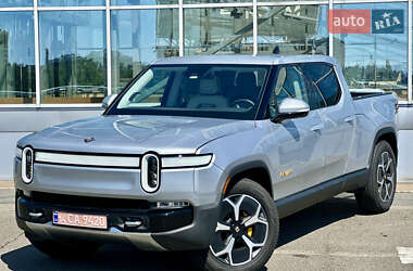 Пікап Rivian R1T 2022 в 