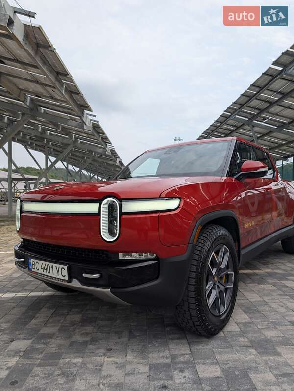 Пікап Rivian R1T 2023 в 