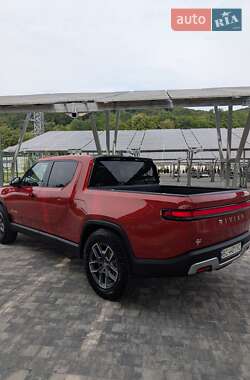 Пікап Rivian R1T 2023 в 