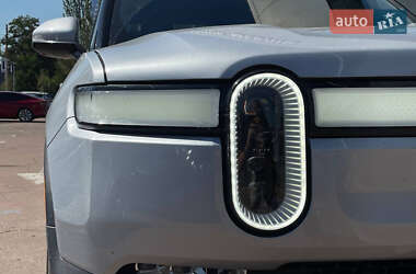 Пікап Rivian R1T 2022 в 