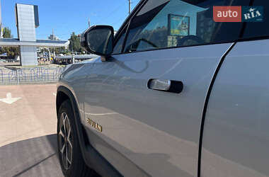 Пікап Rivian R1T 2022 в 