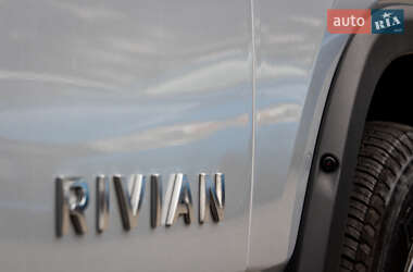 Пикап Rivian R1T 2023 в 