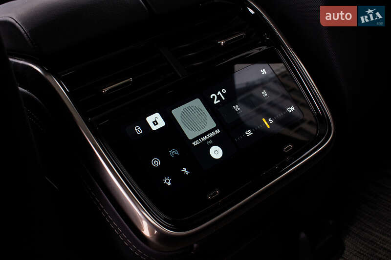 Пікап Rivian R1T 2023 в Львові