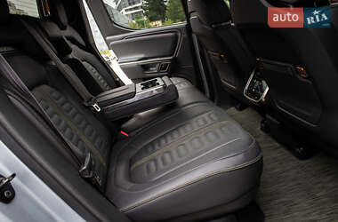 Пикап Rivian R1T 2023 в 
