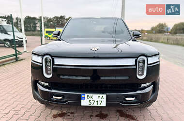 Пікап Rivian R1T 2022 в 