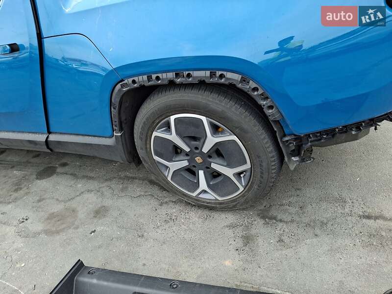 Пикап Rivian R1T 2023 в Ирпене