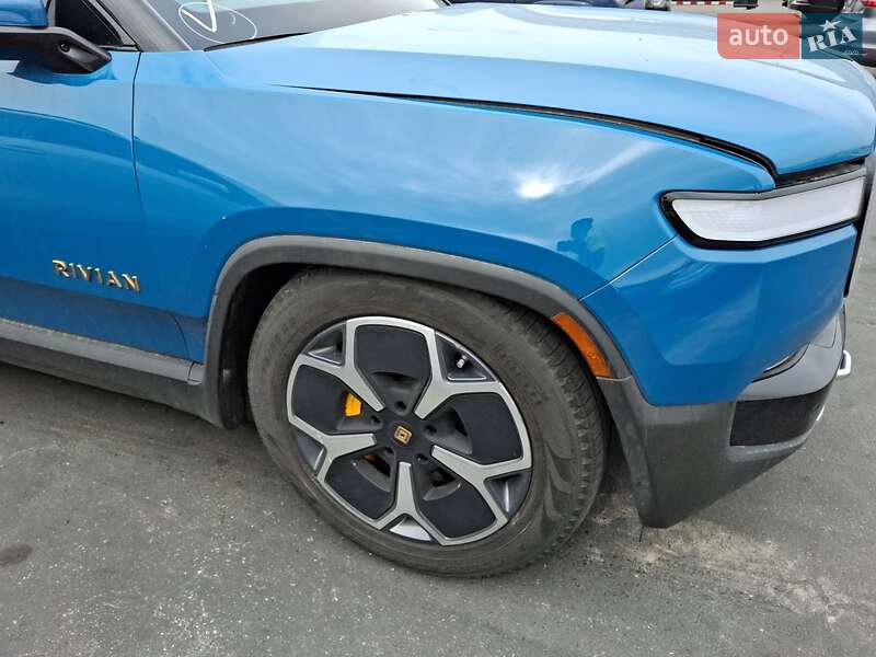 Пикап Rivian R1T 2023 в Ирпене