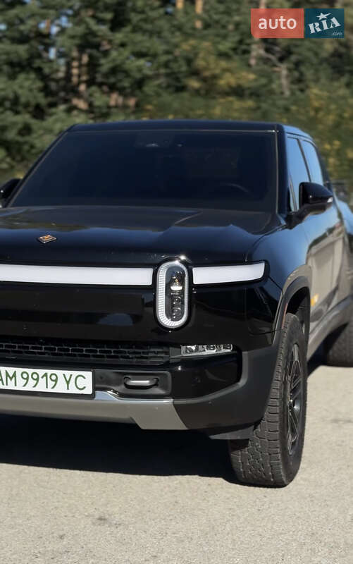 Пикап Rivian R1T 2024 в Коростышеве