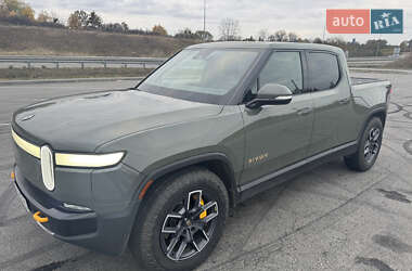 Пикап Rivian R1T 2022 в  фото 2 Пикап Rivian R1T 2022 в