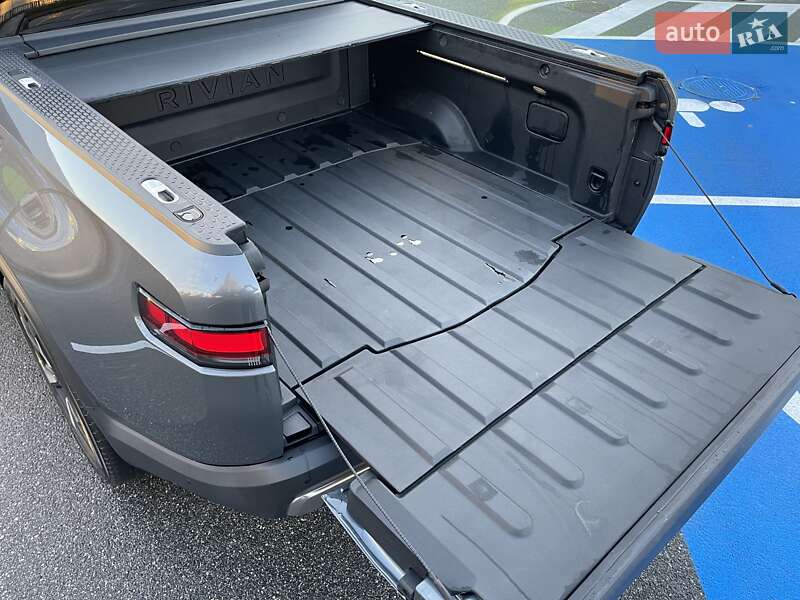 Пікап Rivian R1T 2022 в Києві